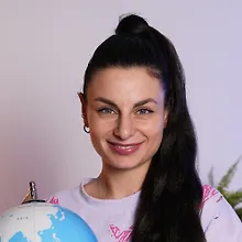 Тата Гатаян logo