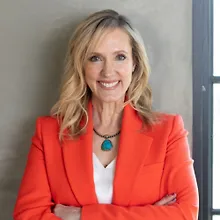 Тесса Уайт logo