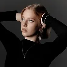 Ульяна Холмова logo