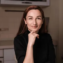 Юлия Галашевская logo