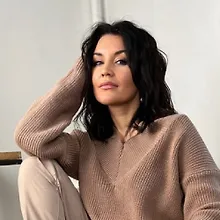 Зоя Колесникова logo